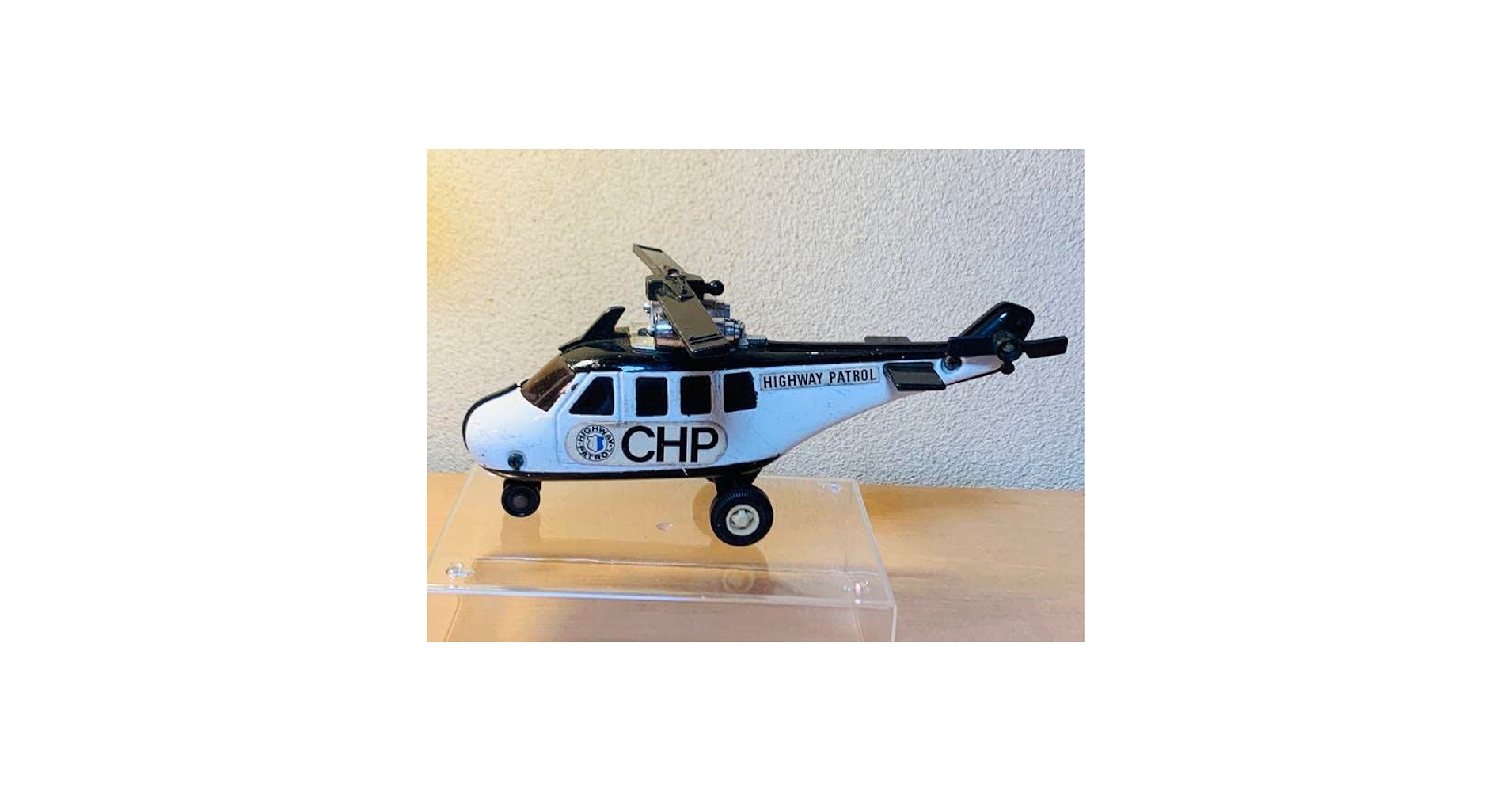 Amazon.co.jp: 日本製昔のブリキCHP ヘリコプター懐かしいHIGHWAY